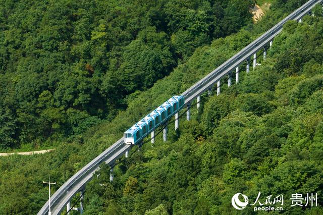 行进中国｜在清凉山水中“慢旅居”