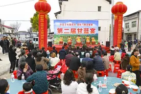 摆起“甘蓝宴”，村民载歌载舞迎春耕盼丰收图片
