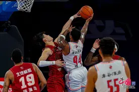 鏖战四节最终捍卫主场 北京北汽豪取三连胜领跑积分榜图片