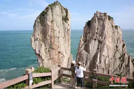 浙江台州大陈台胞回乡寻根 感叹“70载岁月如流”图片