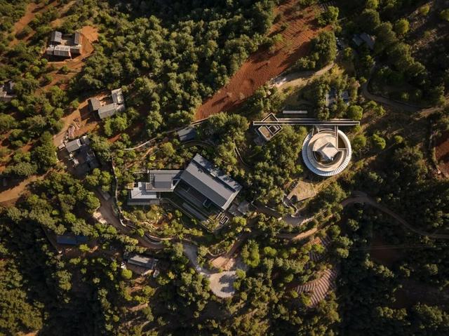 Wallpaper独家｜伙山村里一处让人“迷路”的酒店