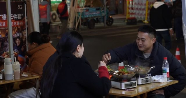 这“三件套”火了，凭啥？