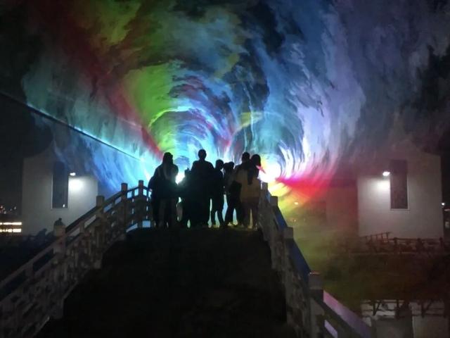 今年，首波热度~