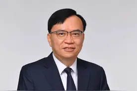 港区全国政协委员黄国：祖国发展快，香港也会“水涨船高”图片