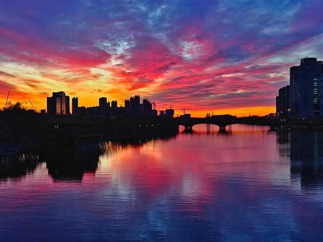 今早北京绝美朝霞，来了！