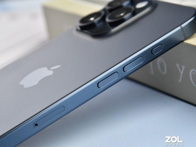 ңң���ȵı�������;ͬ�� iPhone 15/Mate60����ǳ̸