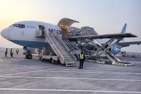 开年加速  直达北欧 郑州机场连开两条国际货运航线图片