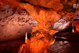 湖北阳新：百洞峡溶洞探秘美如画图片