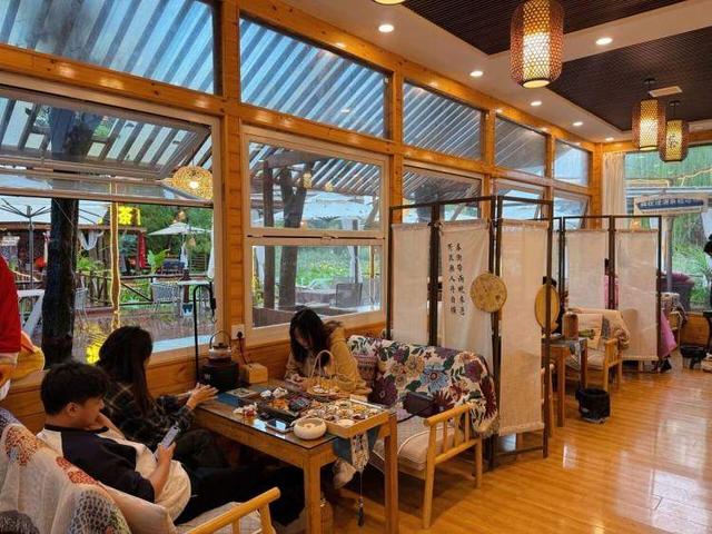西咸新区泾河新城茯茶镇获省商务厅认证 入选首批“陕西省商旅名街”