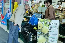 跨越2300公里，云南广南珠街长冲梨来到上海静安！快来900食品城尝鲜图片