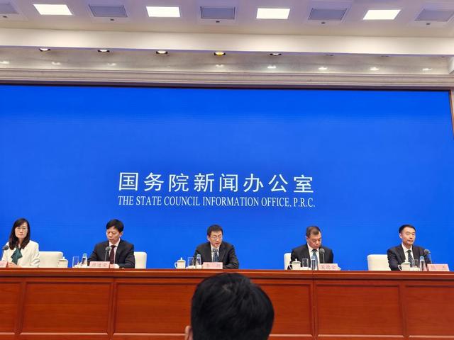 假期预计自驾出行将达到18.7亿人次