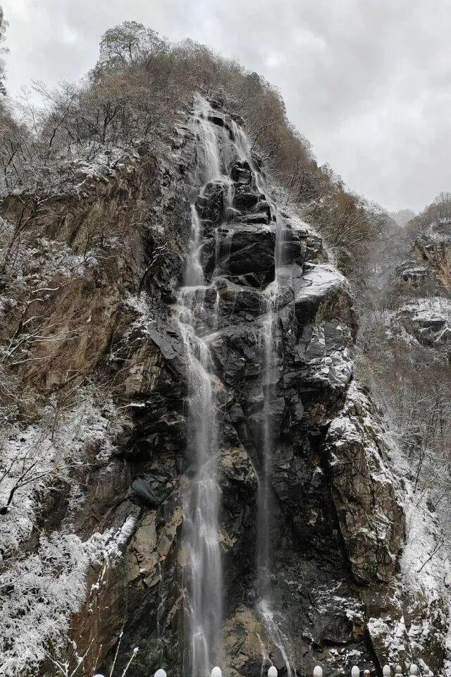 冬日漫步太白山！邂逅冰雪与暖阳！