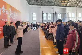 南京举办迎新年残疾人健身活动，百余残疾人一起感受运动带来的快乐图片