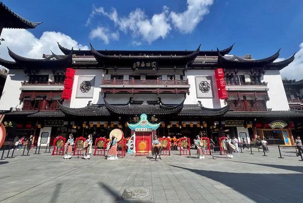 老字号玩出年轻范！豫园“小吃王国”和丰楼携数字非遗、全国热门小吃归来