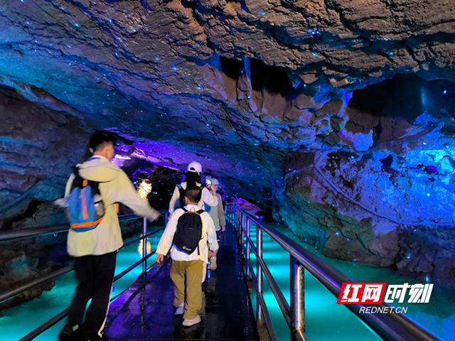 张家界黄龙洞：农旅融合生态美 田园风光引客来（组图）