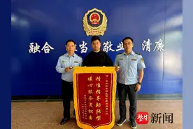 小作坊变身大工厂，杏仁酥“走”上了生产线图片