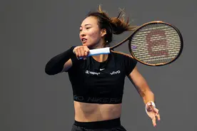 再遇高山 郑钦文能否“败中图强”？图片