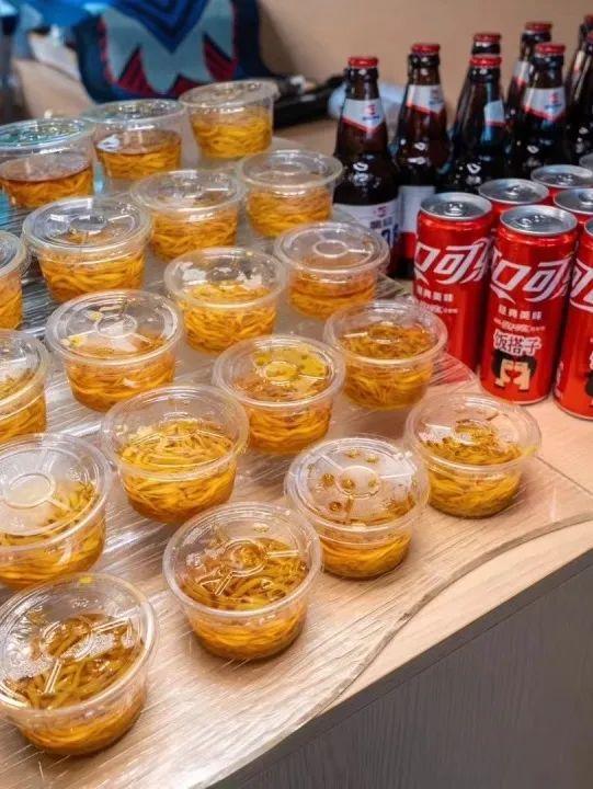 松弛感拉满！是时候来民生旅游码头乘坐秋天的第一趟游船啦