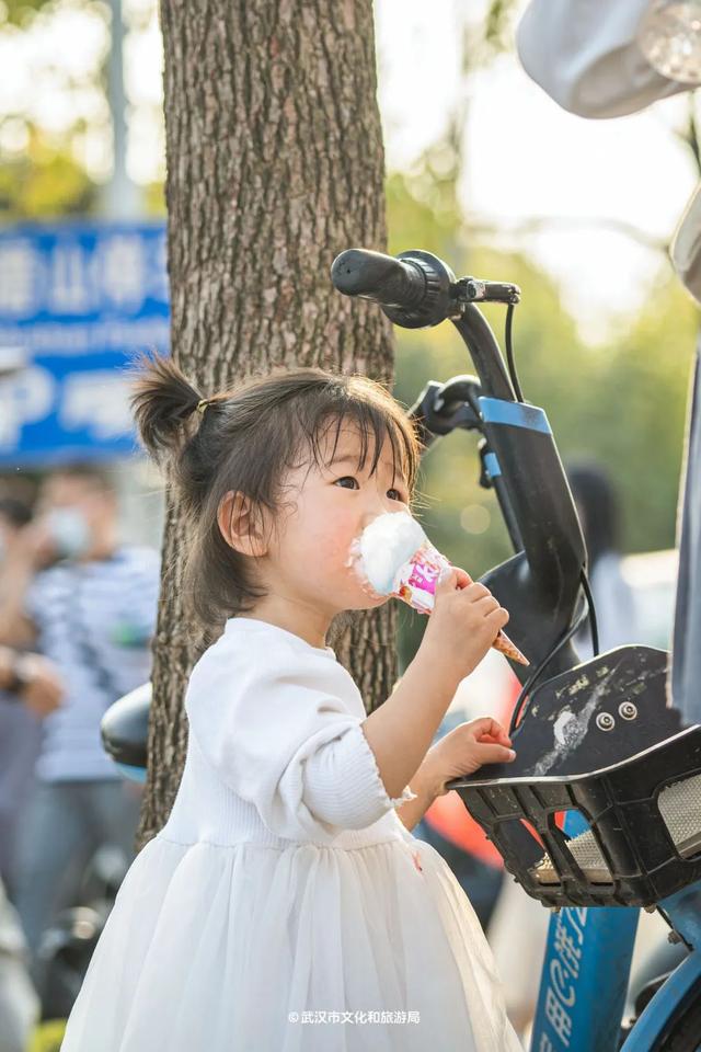 武汉第一朵人造云，今日上市！