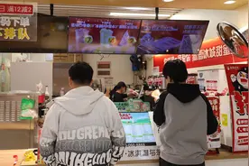 门店1万+的连锁品牌，都在谈模型图片