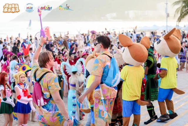 欢乐节三亚COSPLAY狂欢主题活动诠释多元文化融合 点亮自贸港活力