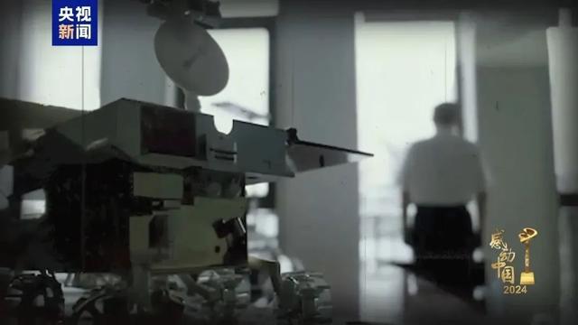 栾恩杰：中国人的脚步将越走越远 领导宇宙的新潮流