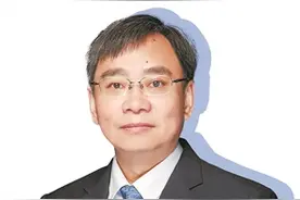 冯江华：跑出高速列车创新“加速度”图片