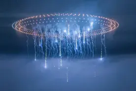 烟花惊艳绽放｜新华深读图片