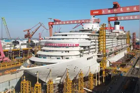 第二艘国产大型邮轮爱达·花城号明年底交付，中国邮轮市场迎来新机遇图片