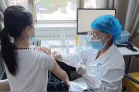 乌鲁木齐市基层医疗机构增设周末门诊、疫苗接种服务图片