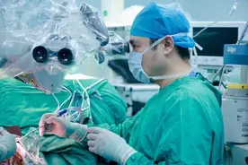 "玻璃穿颅"患者命悬一线 交大二附院多学科协作创造生命奇迹图片