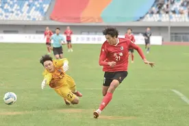 从拖鞋厂到“苏超”领头羊，这支球队的故事堪称励志大片图片