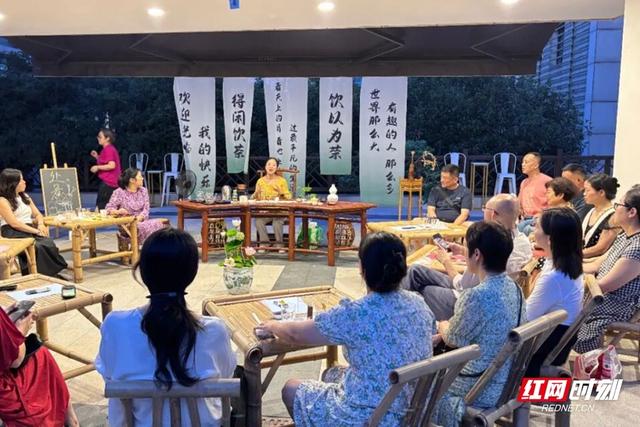 国庆“趣”哪儿丨遛娃、约会没头绪？湖南非遗“活”力全开