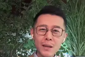 大冰帮脑瘫女孩追星薛之谦，网友：爱的双向奔赴图片