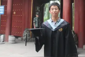 “凤凰男孩”前半生：保送北大，全奖直博留美，前半生开了挂，父亲去世是人生分水岭图片