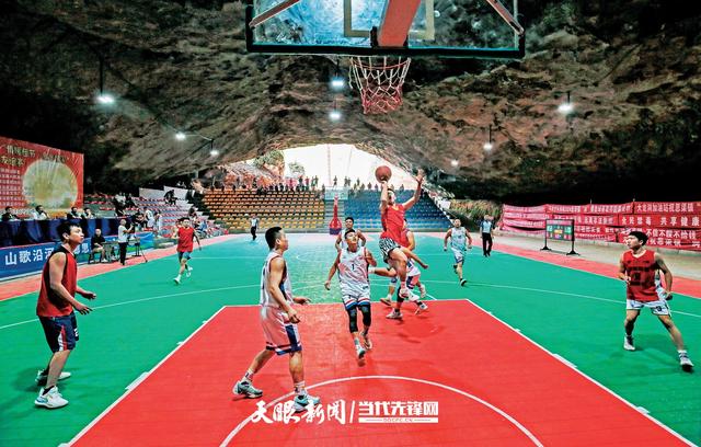 【当代关注·别有洞天】去溶洞赴一场与地心的约会