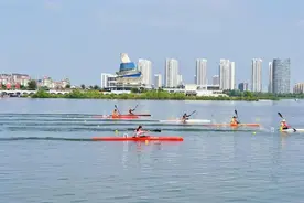 300余名健将挥桨逐浪！2024年中国皮划艇公开赛临沂开幕图片