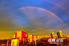 双倍彩虹，拨云见日！7月29日，长沙上空惊现双彩虹图片