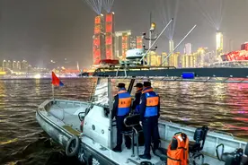 重庆春节期间接待游客3316万余人次，警方日均投入安保力量近4万人图片