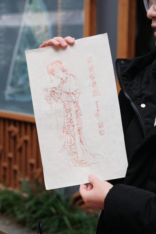 赏梅、逛集市、观看汉服巡游……望江楼公园文旅活动持续点燃春日赏花经济