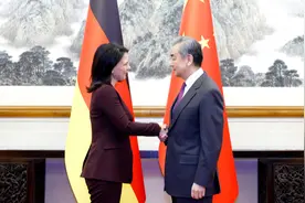 王毅同德国外长贝尔伯克举行第七轮中德外交与安全战略对话图片