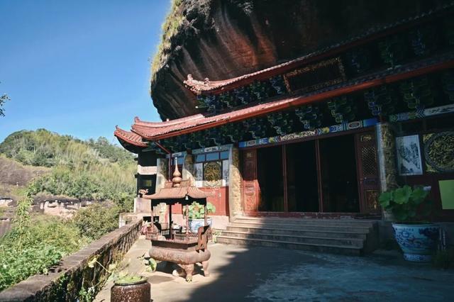 安纳班纳·泰宁 | 在时间的褶皱里，呼吸一场丹霞旧梦