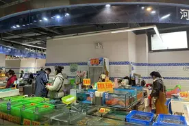 抢鲜！鲜活小龙虾刚刚上市！你吃上了吗？图片