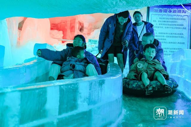 兰溪：赏溶洞奇观 享冰雪世界