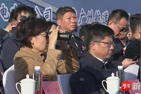 盐城：举行海上突发事件应急演习图片