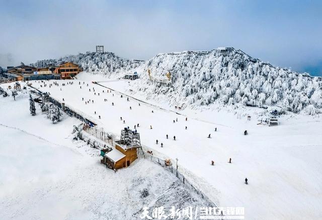 南国滑雪，燃情启幕｜六盘水用冰雪点燃冬日激情