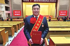 “毫米之间定乾坤”——刘建港与他的海底“刻度人生”图片