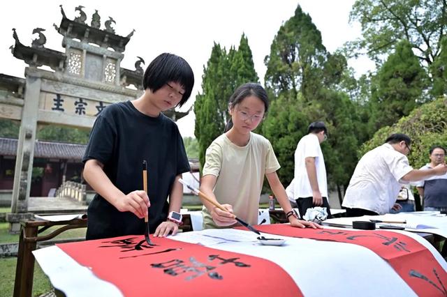 投壶雅集、守岁灯会、舞龙巡游……铅山各景区春节活动抢先看