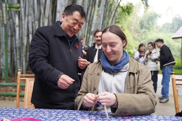 国际青年“踏趣浙江·行走中国”传播行动四川行圆满收官