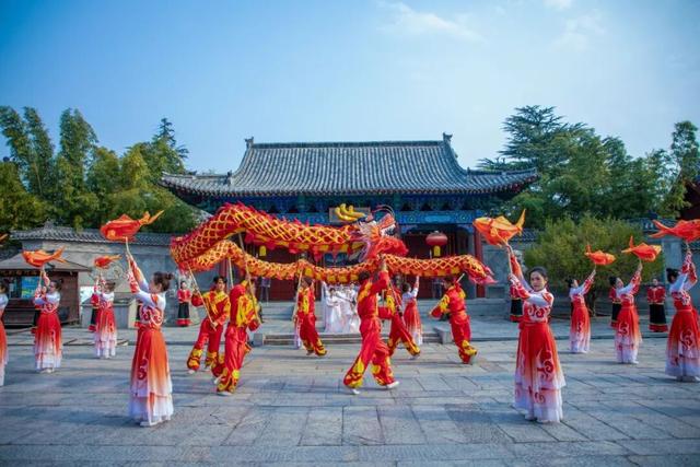 十一来台儿庄古城，共赴热血红色演艺之约！